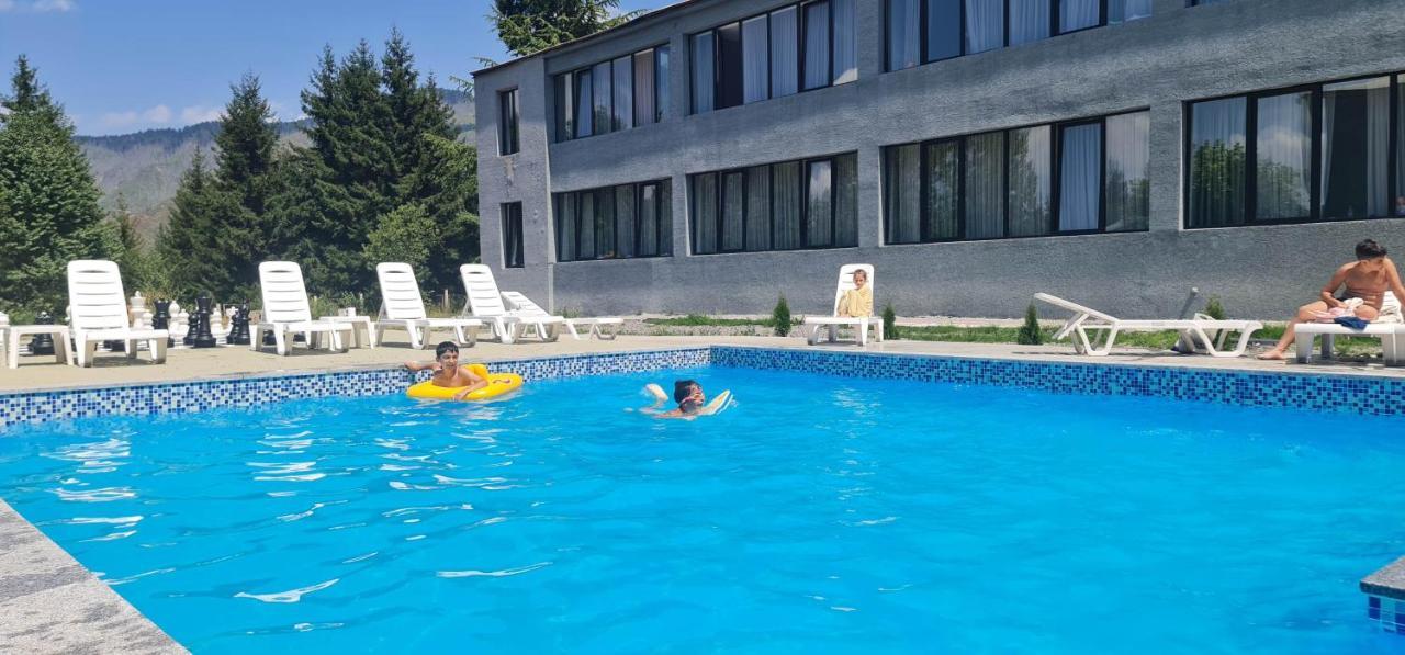Mountain Resort Gantiadi Borjomi Exteriör bild